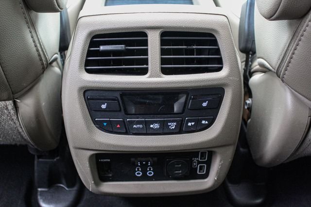 Used 2019 White Honda Touring image 20