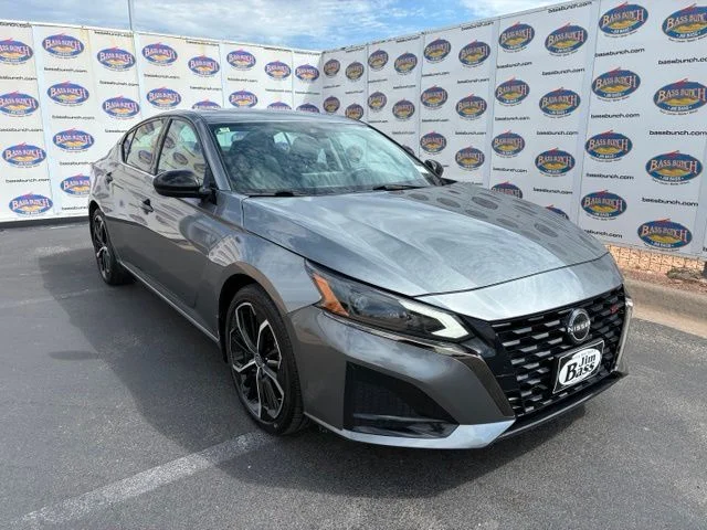 Used 2023 Gun Metallic Nissan 2.5 SR image 2