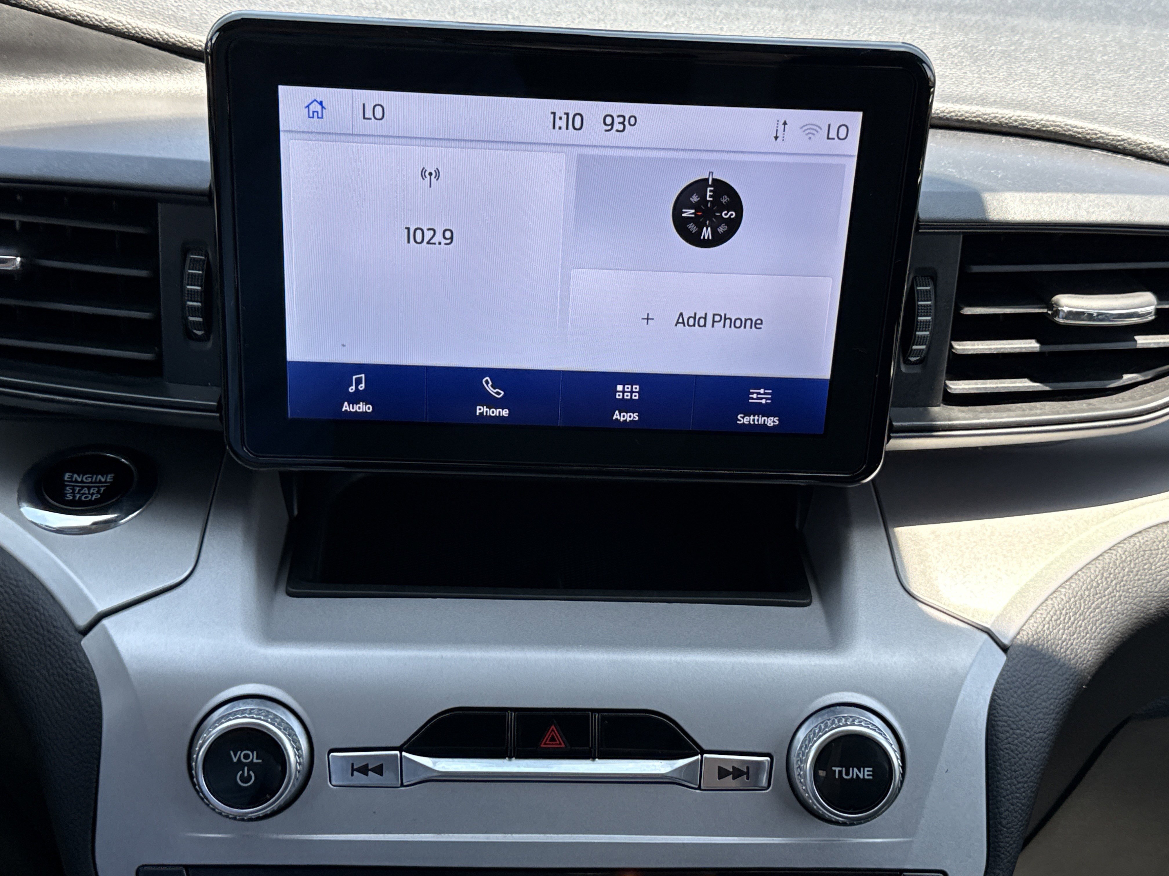 2023 Ford Explorer XLT - Photo 24
