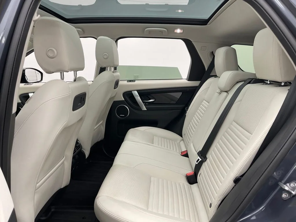 Used 2025 Varesine Blue Metallic Land Rover S image 40