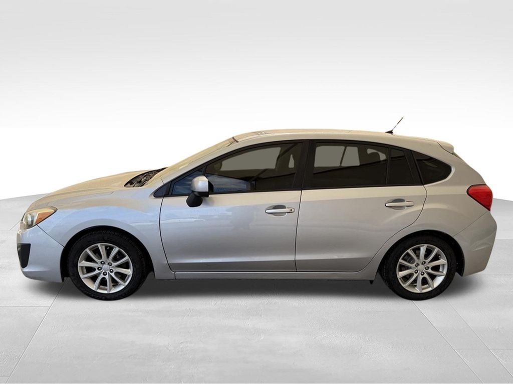 Used 2014 Ice Silver Metallic Subaru 2.0i Premium image 7