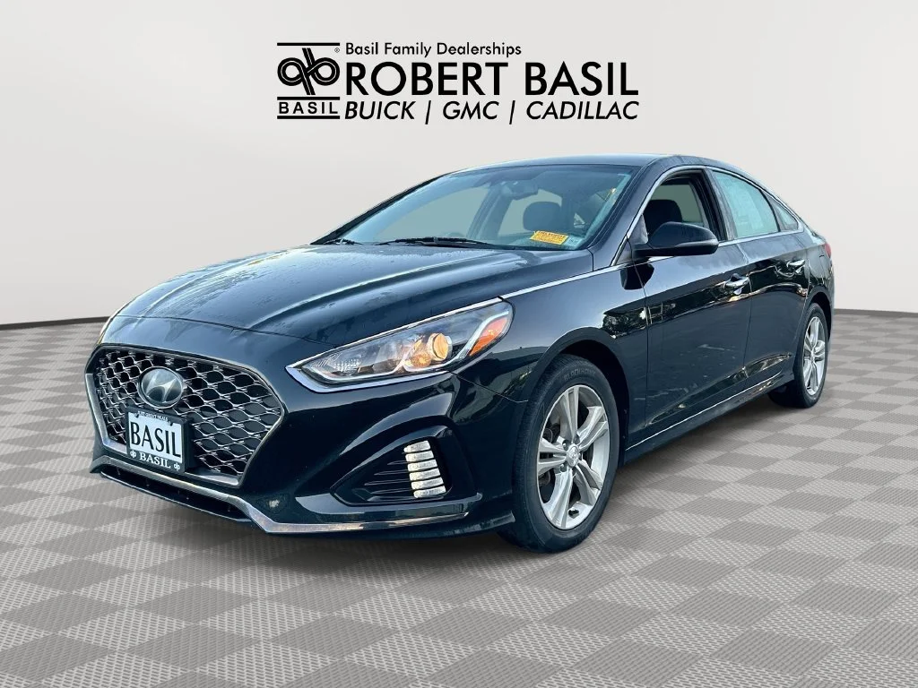 Used 2019 Black Hyundai SEL image 1