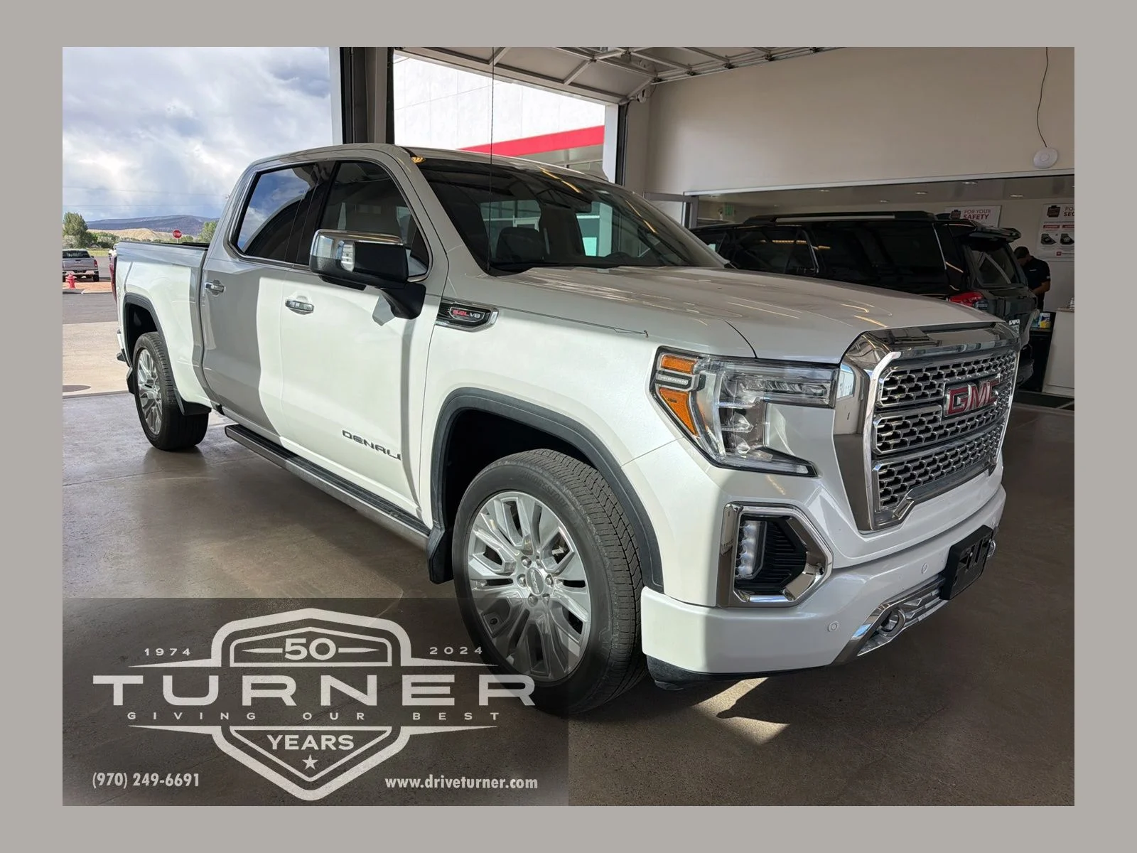 2022 GMC Sierra Denali 4WD Crew Cab Standard Box's photo