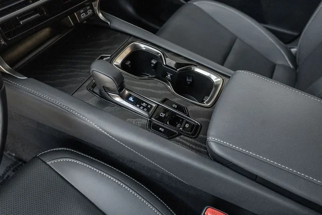 New 2026 Iridium Lexus PREMIUM image 6