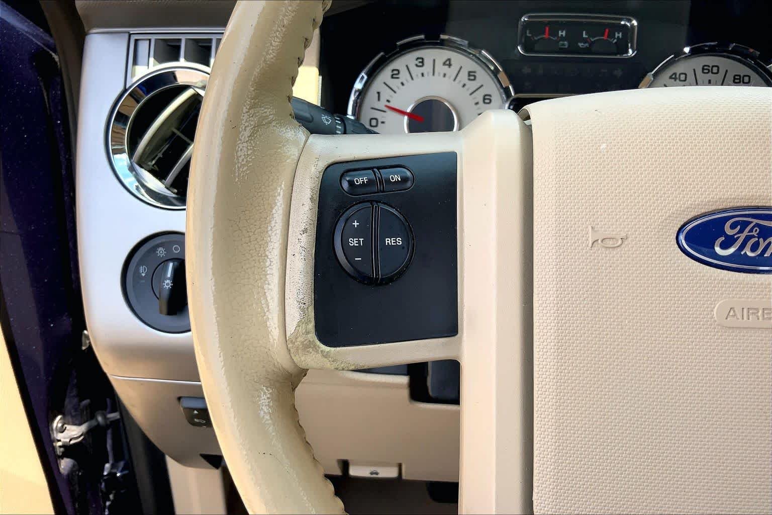 Used 2013 Blue Jeans Metallic Ford XLT image 23