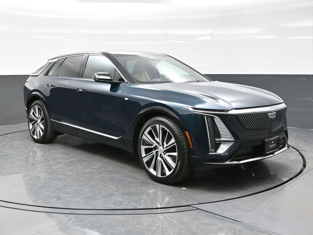 2025 Cadillac Lyriq Luxury 3 AWD's photo