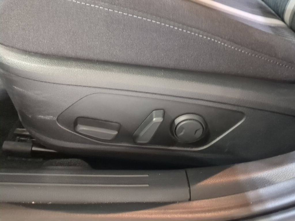 Certified Used 2025 Gray Hyundai SEL image 16