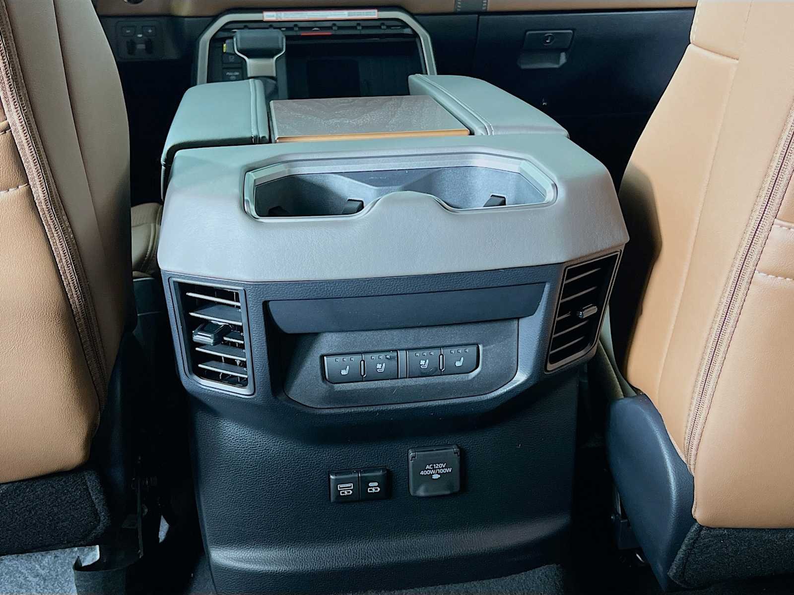 2026 Toyota Tundra 1794 Edition - Photo 15