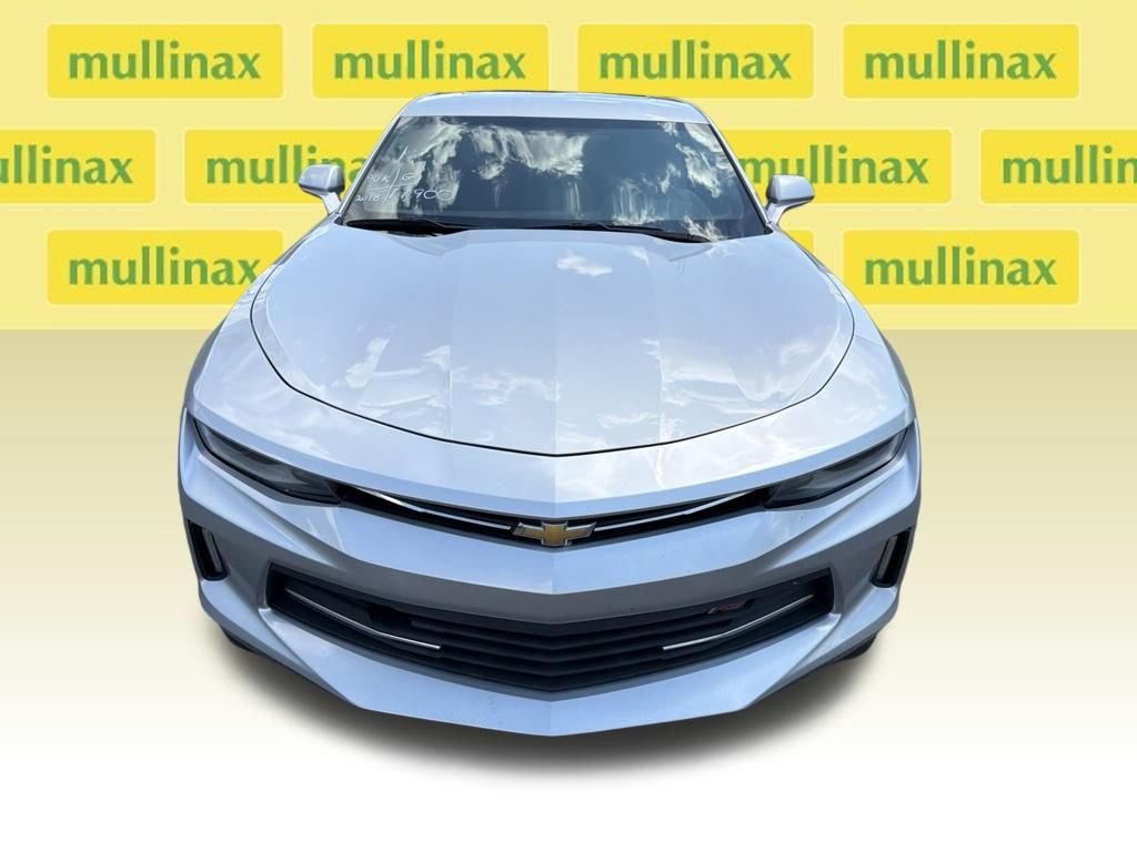 Used 2018 Silver Chevrolet 1LT image 2