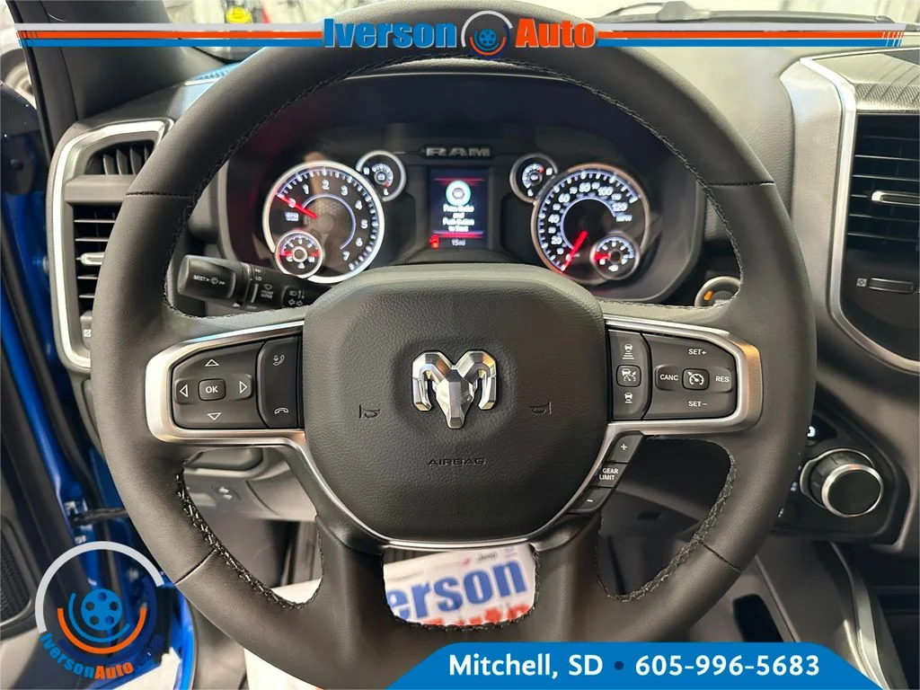 New 2026 Hydro Blue Pearl-Coat Exterior Paint RAM Big Horn/Lone Star image 17