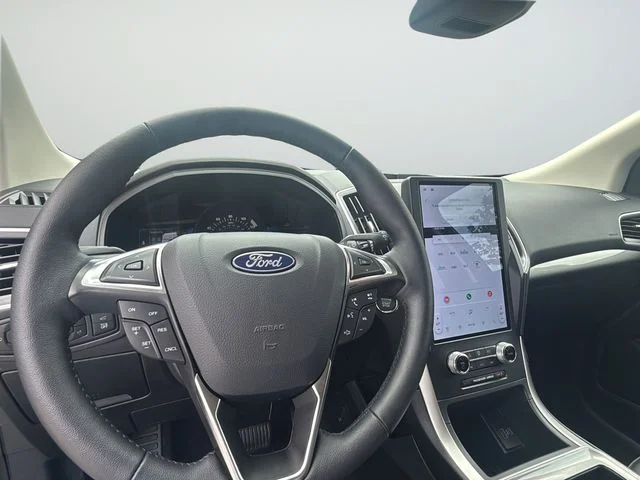 Used 2024 Blue Ford SEL image 9