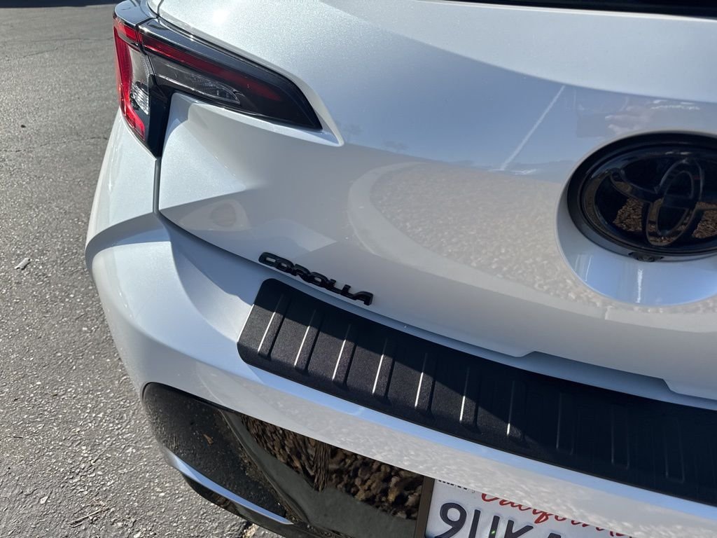 2025 Toyota Corolla Hatchback XSE - Photo 7