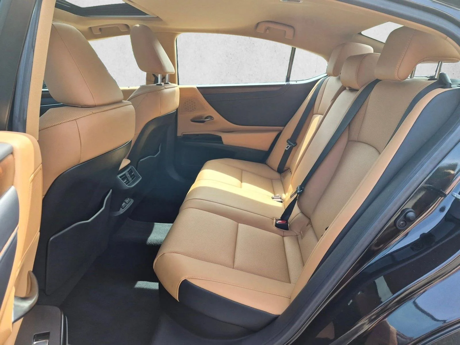 Certified Used 2025 Caviar Lexus  image 17