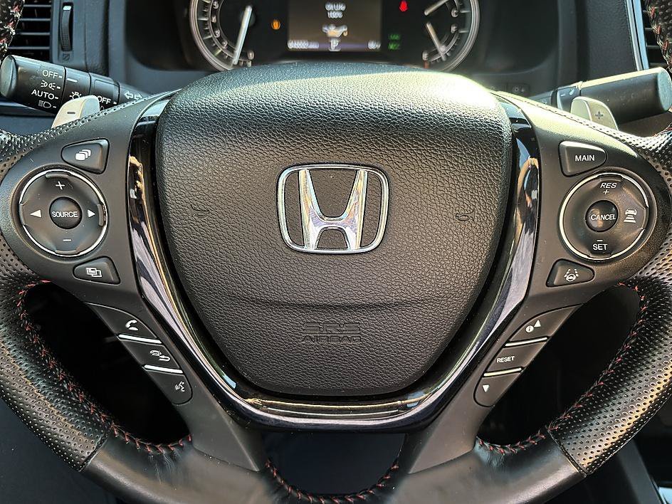 Used 2023 White Honda Black Edition image 18