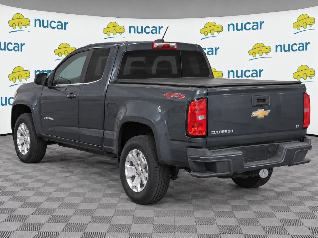 Used 2016 Gray Chevrolet LT image 3