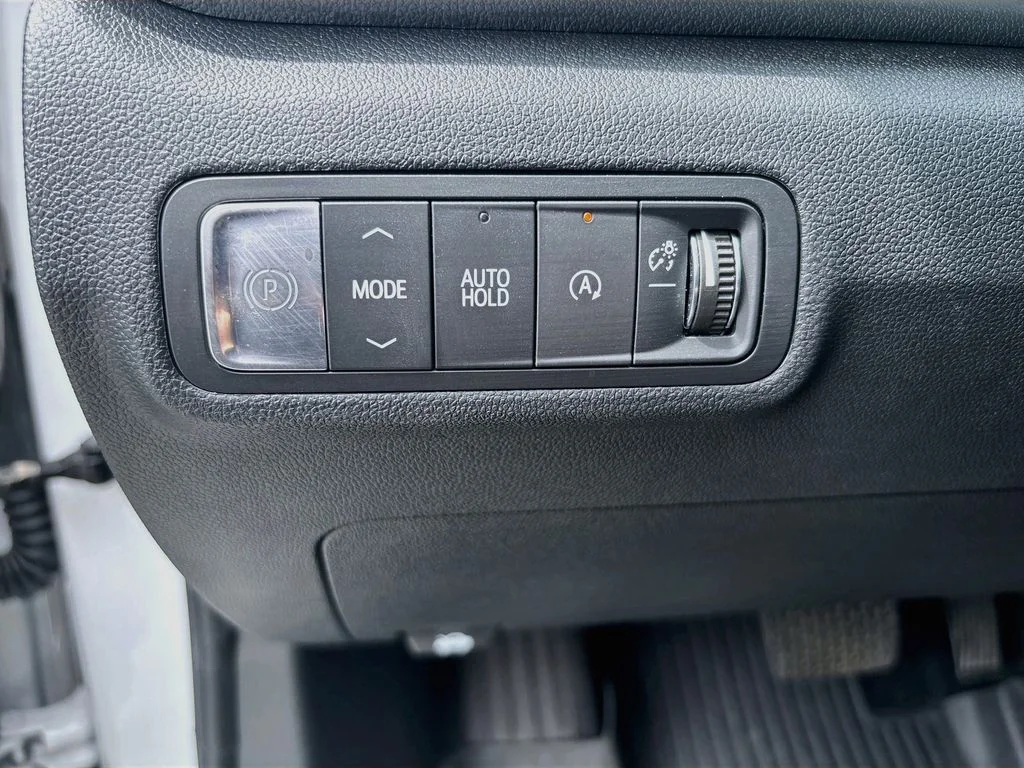 Used 2026 White GMC Elevation image 35