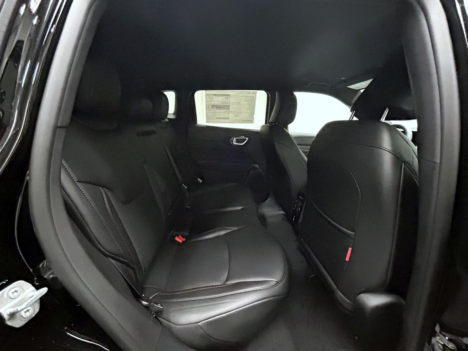 New 2026 Diamond Black Crystal Pearl-Coat Exterior Paint Jeep Trailhawk image 18