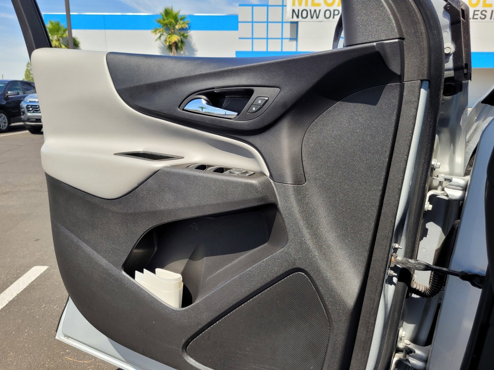 2022 Chevrolet Equinox LT - Photo 25