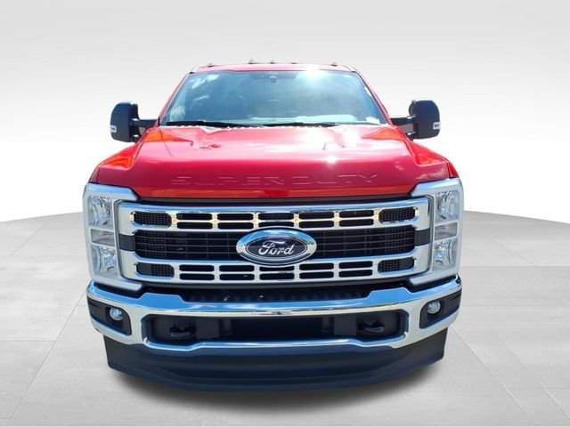 New 2026 Race Red Ford XLT image 17