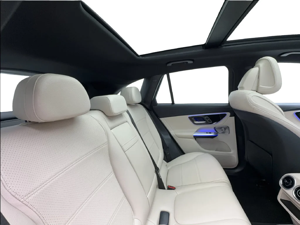 Used 2023 Silver Mercedes-Benz GLC 300 image 30
