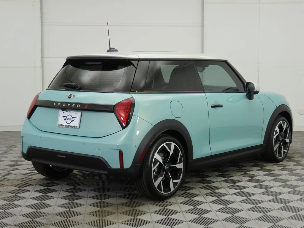 2026 MINI Hardtop 2 Door S - Photo 10