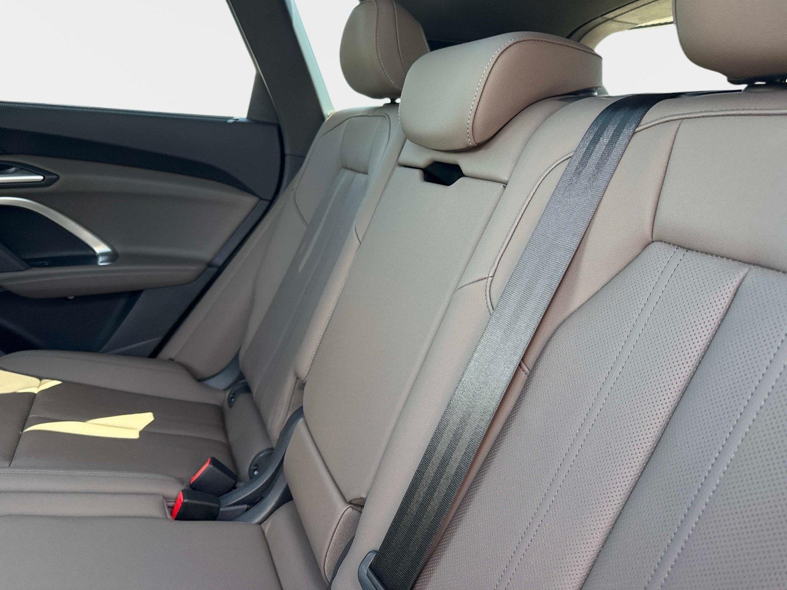 New 2026 Glacier White Metallic Audi Premium Plus image 12