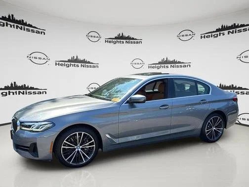 Used 2023 Gray BMW 540i xDrive image 2