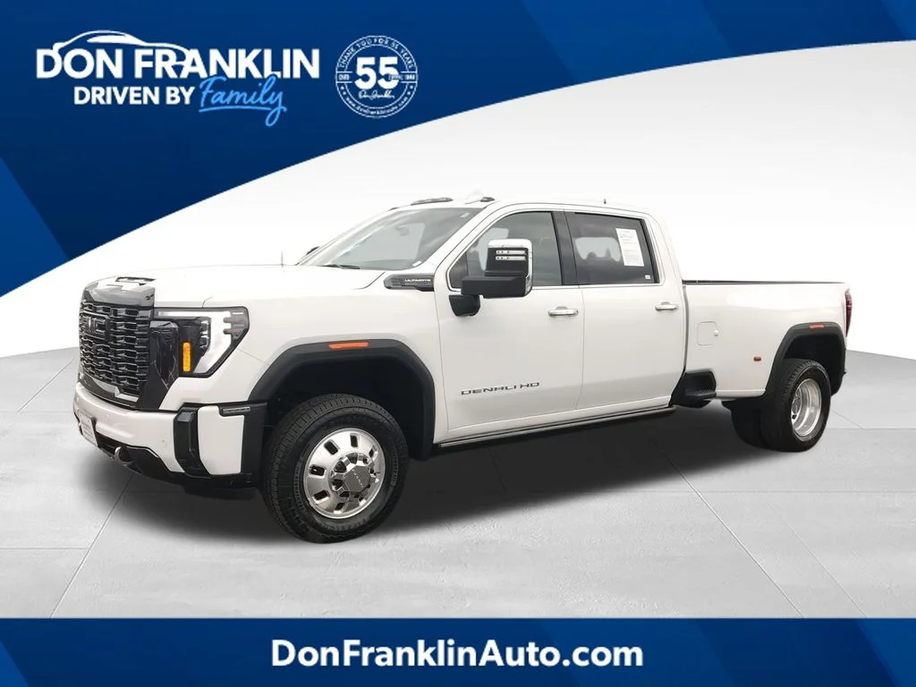 Used 2024 White GMC Denali Ultimate image 1