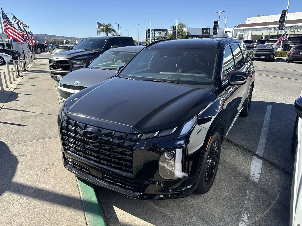 Used 2025 ABYSS BLACK PEARL HYUNDAI CALLIGRAPHY NIGHT image 3