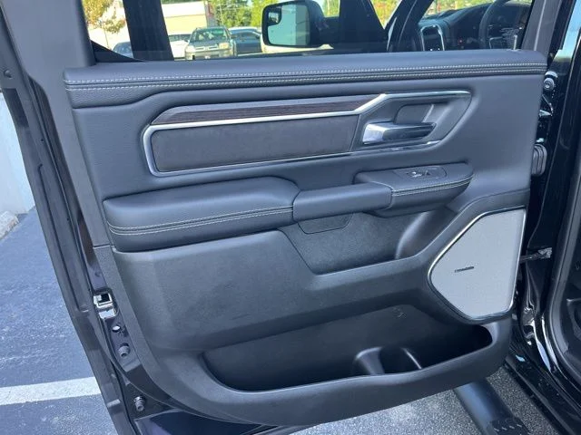 2026 RAM 1500 Laramie - Photo 11