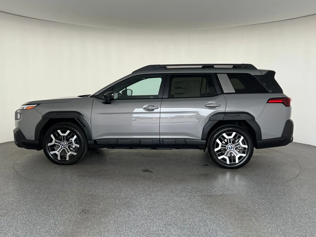 New 2026 RIVER ROCK PEARL Subaru Touring XT image 8