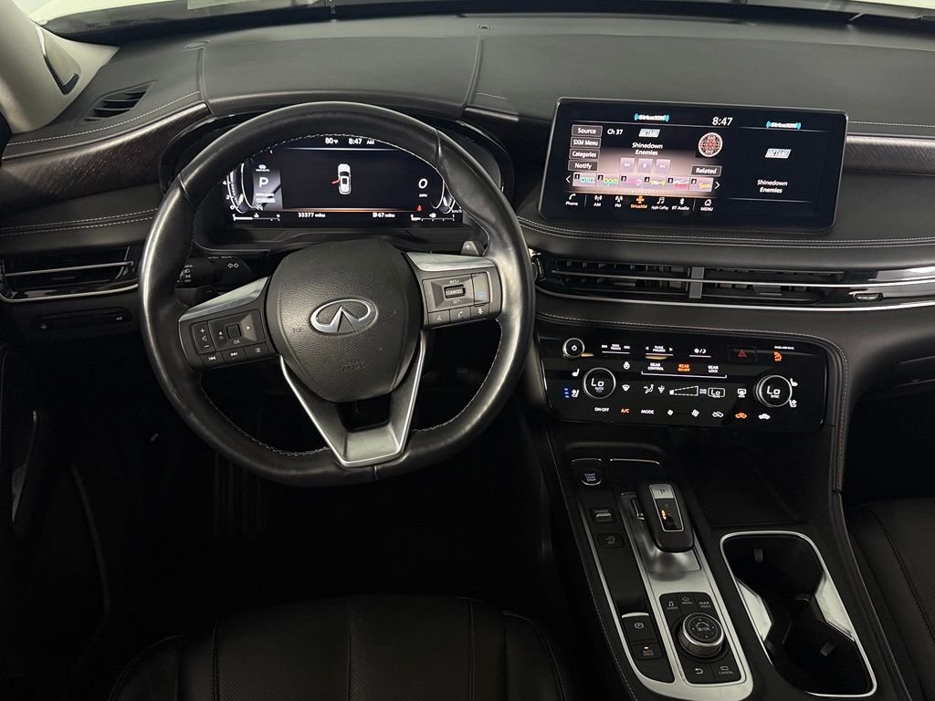 Used 2023 White INFINITI Sensory image 11