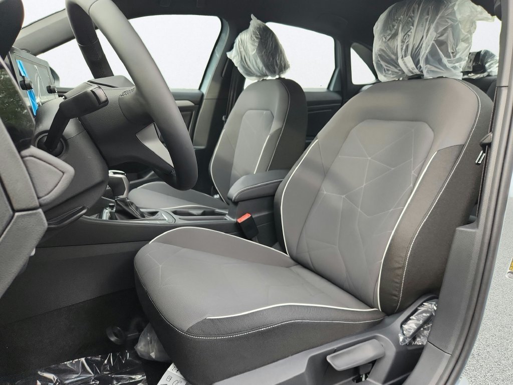 New 2027 Gray Volkswagen 1.5T Sport image 10
