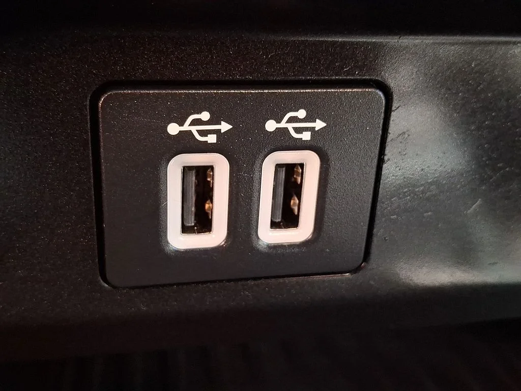 Used 2019 Silver Ford XLT image 24
