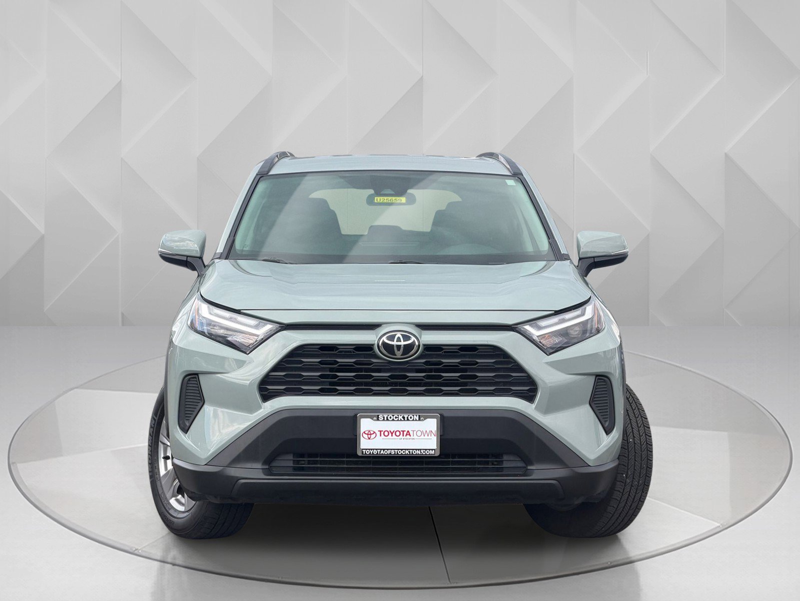 Used 2022 Lunar Rock Toyota XLE image 5