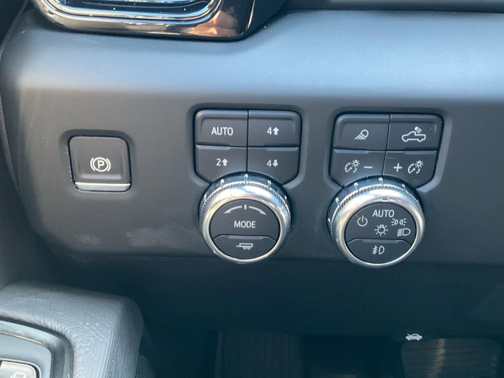 2024 GMC Sierra 1500 AT4X - Photo 11