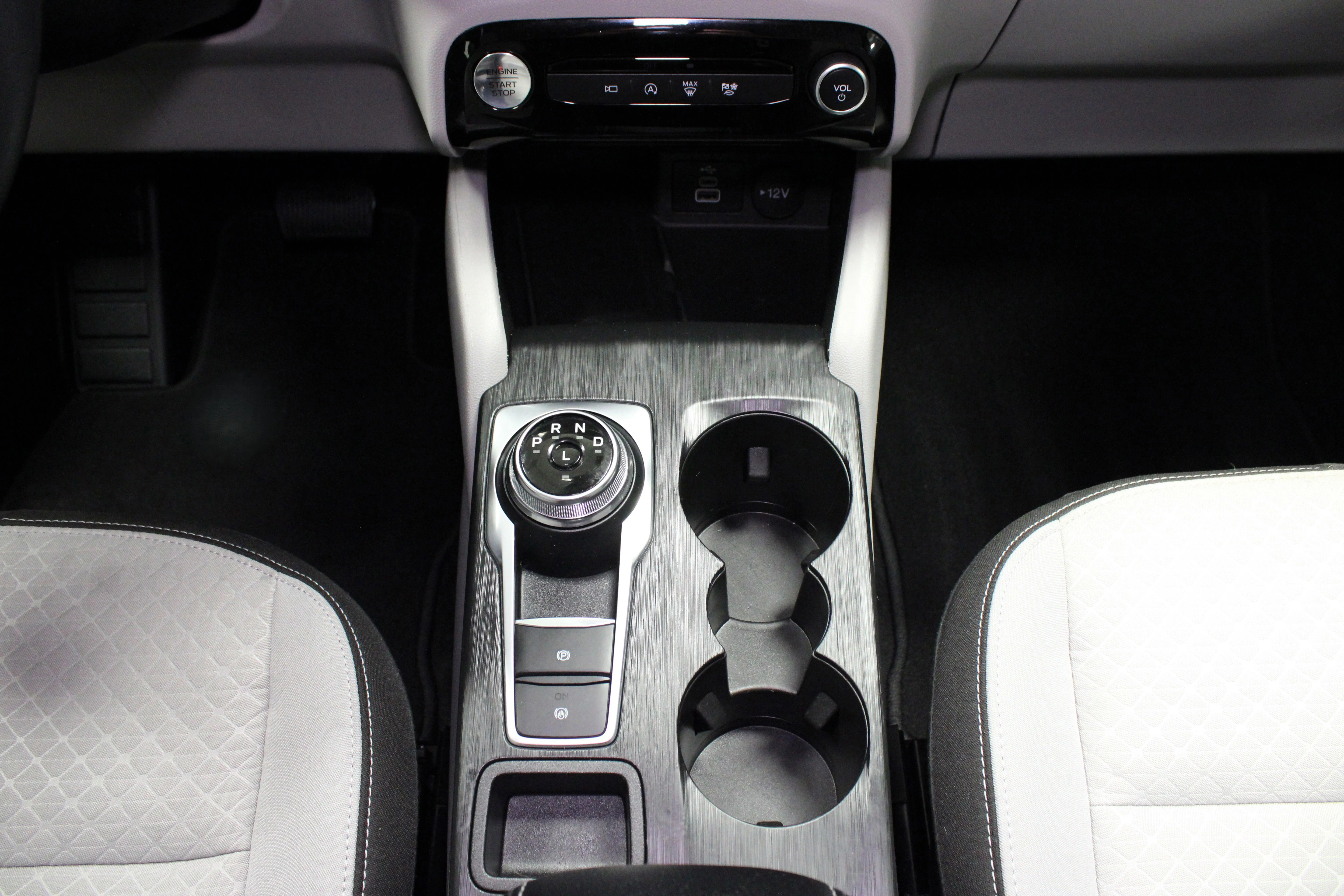 Used 2024 Silver Metallic Ford Active image 20