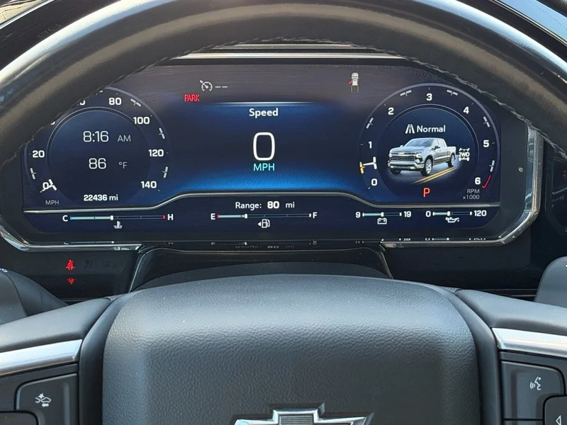 Used 2024 Summit White Chevrolet RST image 9