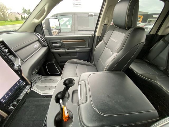 Used 2024 Black Ram Laramie image 22
