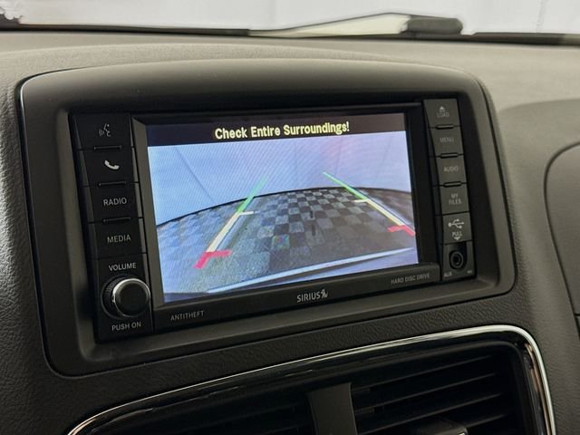 Used 2016 Silver Dodge SE image 13
