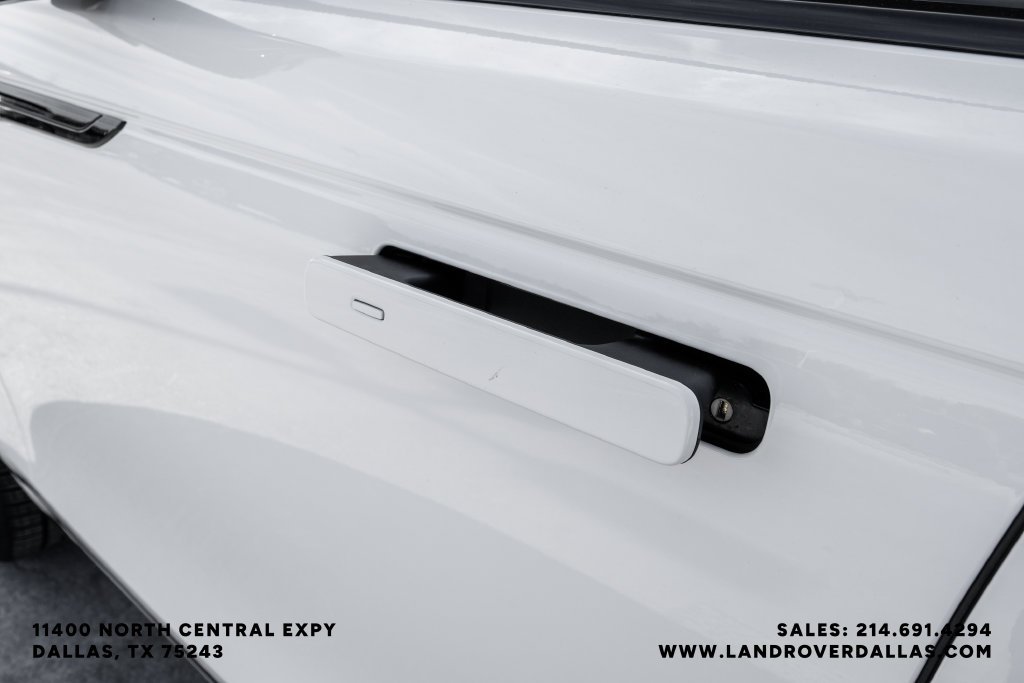 Certified Used 2026 White Land Rover Dynamic SE image 43