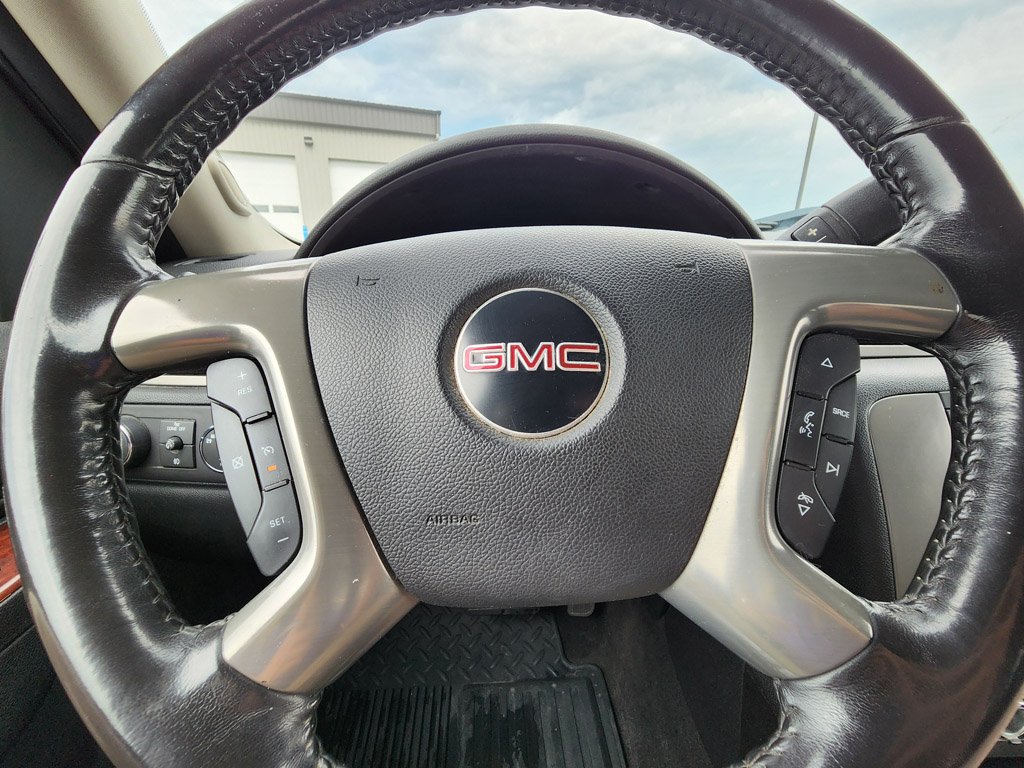 Used 2011 Fire Red GMC SLT image 17