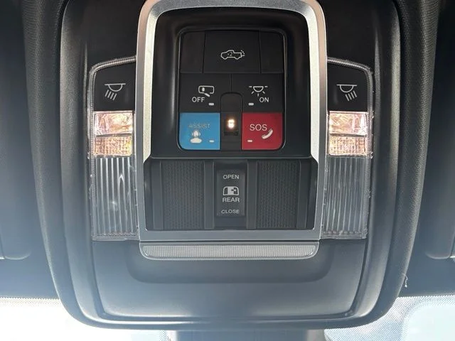 2026 RAM 1500 Laramie - Photo 19