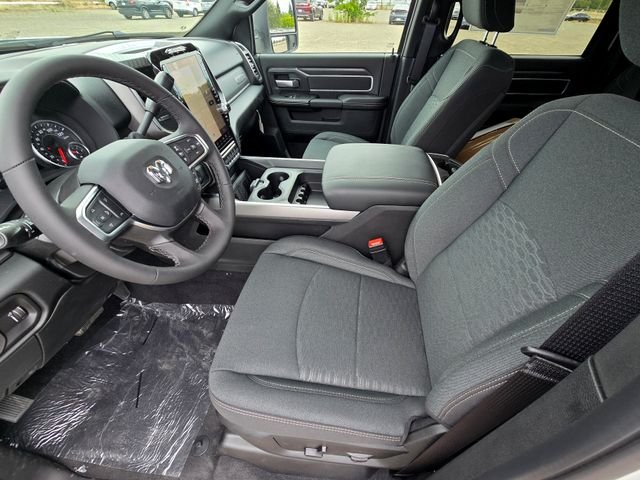 New 2026 Bright White Clearcoat RAM Big Horn image 23