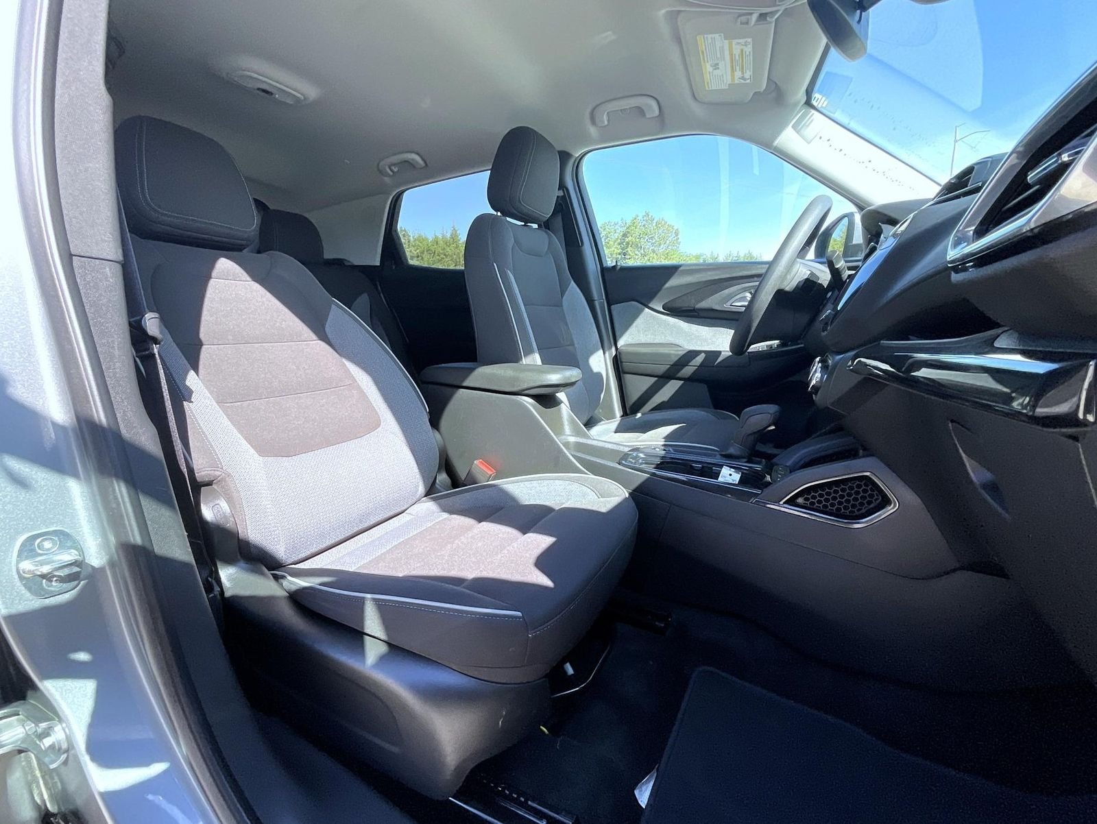 Used 2023 Gray Chevrolet LT image 16