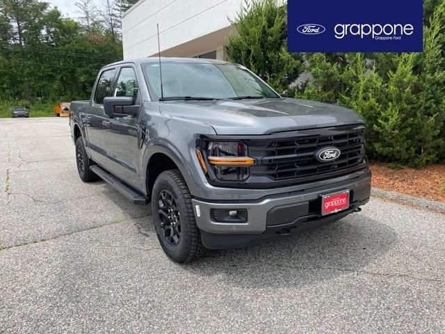 New 2026 Carbonized Gray Metallic Ford XLT image 1