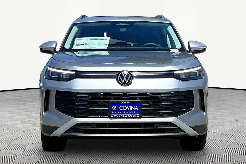 New 2026 Silver Volkswagen 2.0T SE image 2