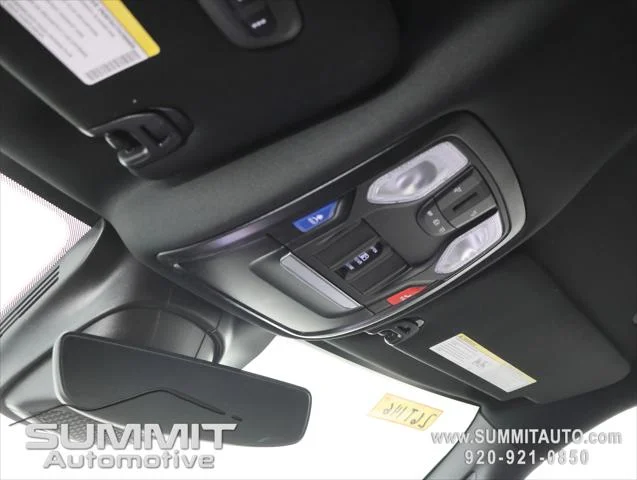 New 2026 Diamond Black Crystal Pearl-Coat Exterior Paint RAM BIG HORN image 12