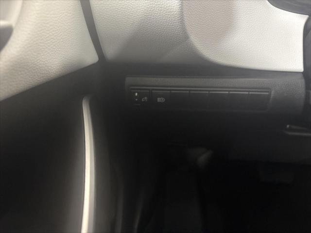 Certified Used 2022 RUBY FLARE PEARL Toyota  image 19