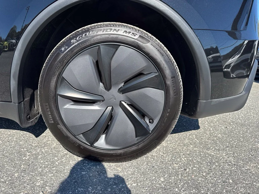 Used 2026 Black Tesla Premium image 32